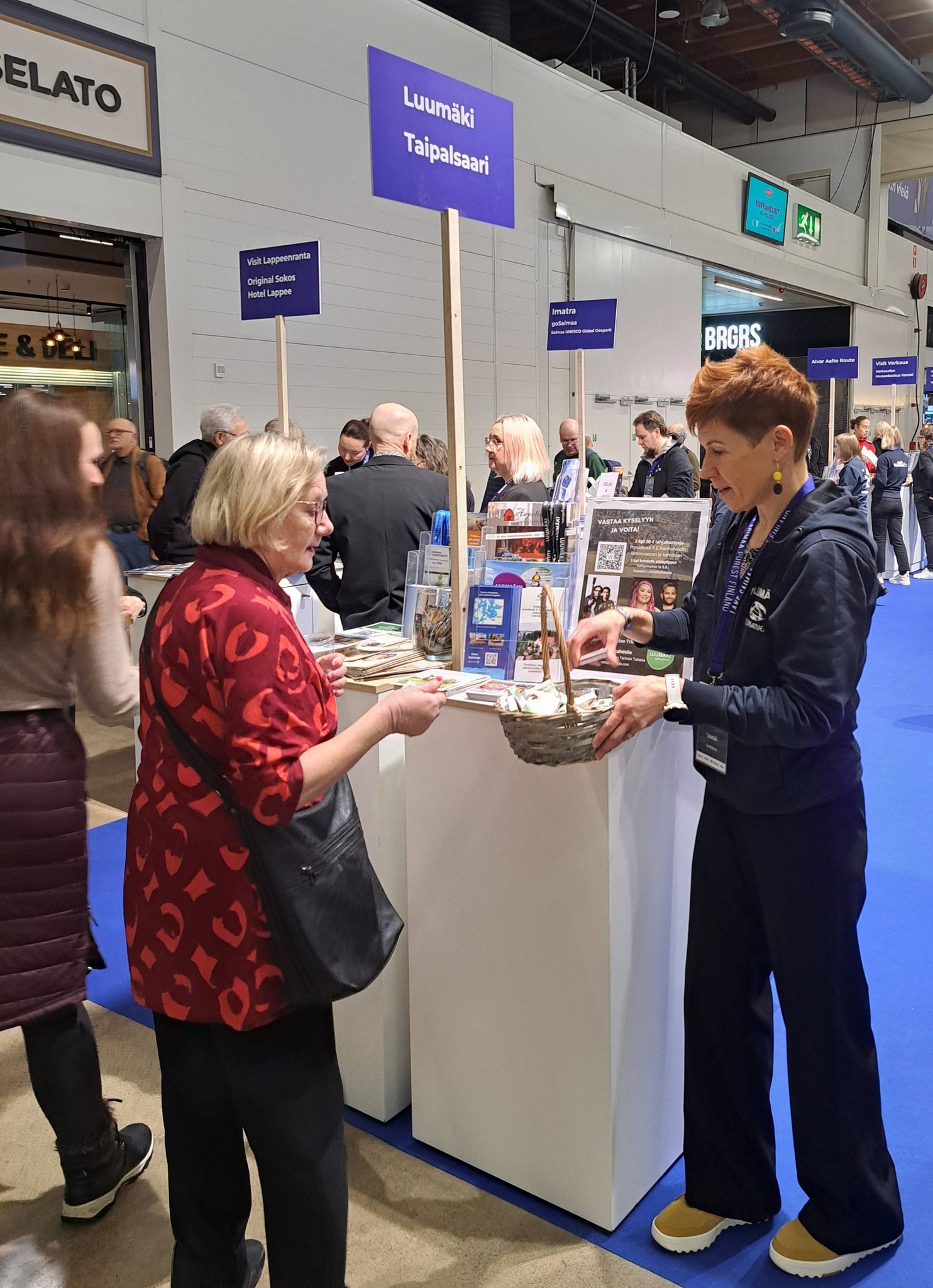 Anu Koistinen esittelemässä Luumäen kuntaa